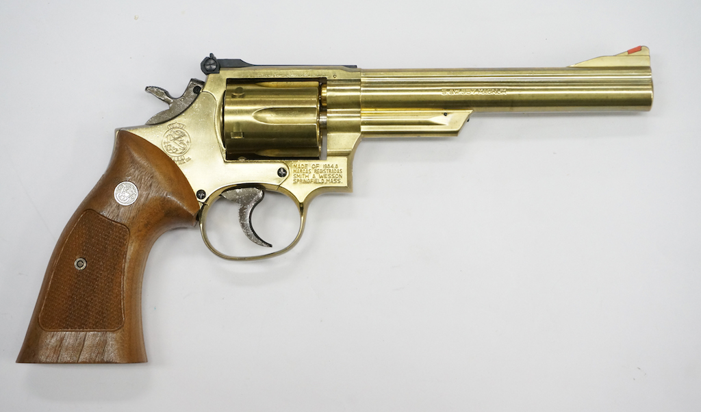 画像_S&W M19 6inch 金属 木グリ付き01