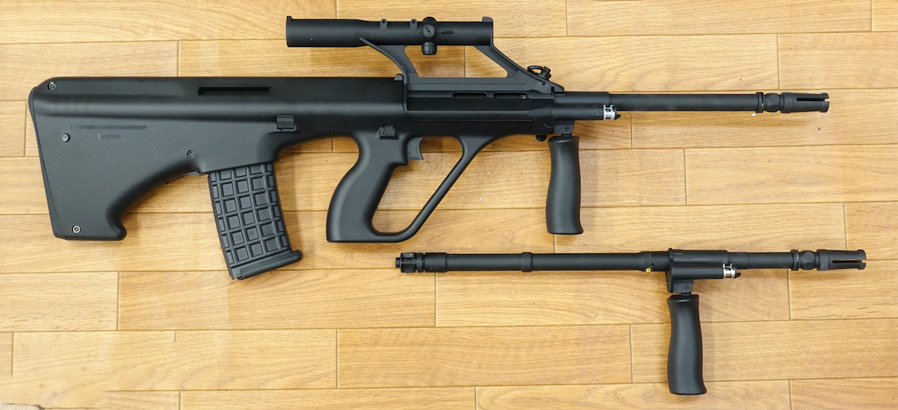 画像_GHK ステアーAUG金属 替えバレル付き01