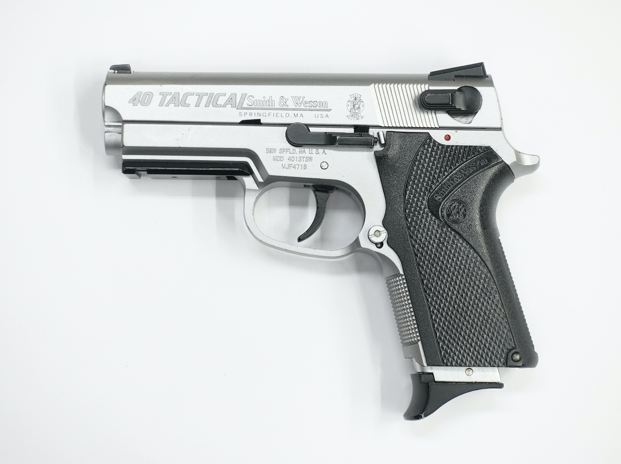 画像_S&W M4013 TSW01